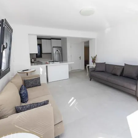 Pleasant Flat With Garden In The Heart Of Lägenhet Bodrum
